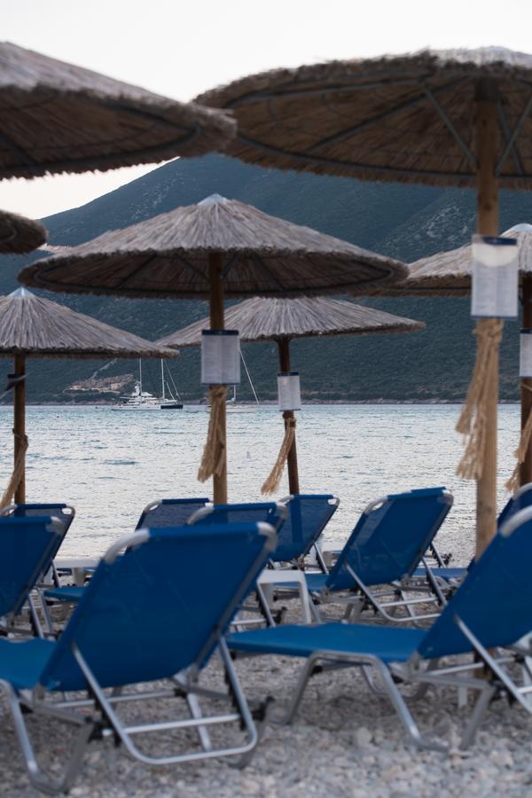 Akroyiali Resort ヴァシリキ エクステリア 写真